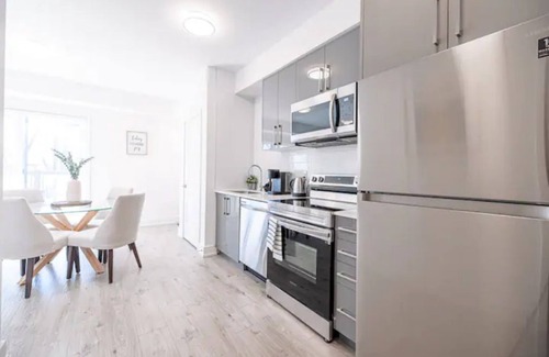 Niagara Falls Apartment | Luxury New Apartment, Mins To All Falls Attraction