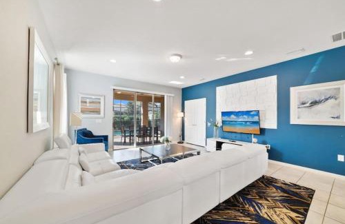 Four Corners Villa | Luxury New Villa near Disney with pool 6bedrooms