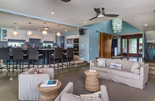 Pupukea House | Luxury North Shore Beachfront - contact for details HI requires 1 renter/30 days