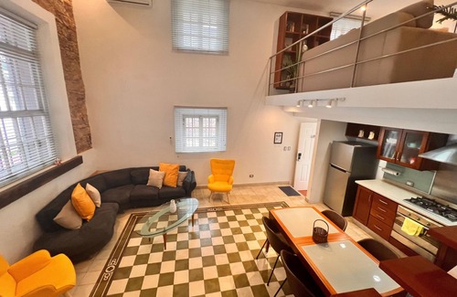 El Cangrejo Apartment | Luxury Oasis in the Old Town of Panama