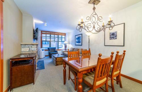 Mammoth Lakes House | Luxury Oasis Village Ski-in Ski-out