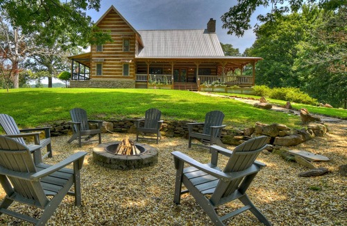 Mineral Bluff Cabin | Luxury Oasis w/Waterfall Pool & Sauna - Sleeps 20