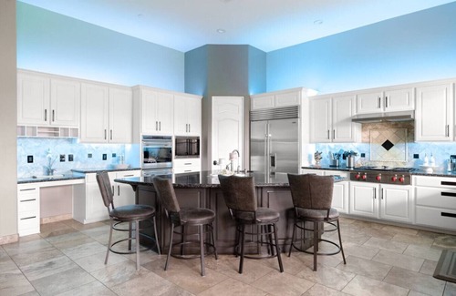 Phoenix Apartment | Luxury Oasis with Entertainment & Amazing Backyard