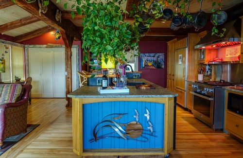 Boothbay Harbor House | LUXURY OCEAN FRONT BOOTHBAY HARBOR HOME- 3 BED, 2 BATH, SLEEPS 10- PETS OK