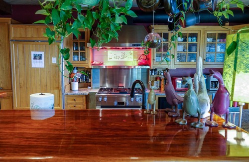Boothbay Harbor House | LUXURY OCEAN FRONT BOOTHBAY HARBOR HOME- 3 BED, 2 BATH, SLEEPS 10- PETS OK