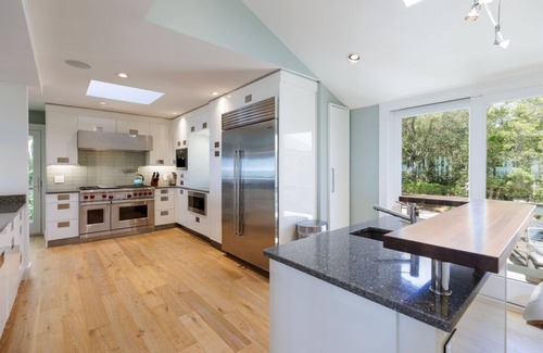 Oceanside House | Luxury, Oceanfront Home w/Pool, Spa, Outdoor Kitchen, & Bar