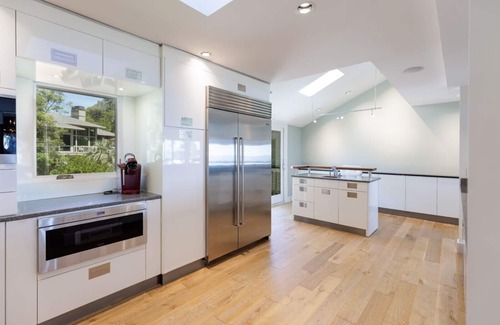 Oceanside House | Luxury, Oceanfront Home w/Pool, Spa, Outdoor Kitchen, & Bar