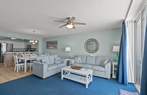 Crescent Beach Condo | Luxury oceanfront condo - Indoor/Outdoor Pools + Free Attraction Tickets!