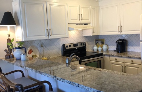 North Topsail Beach Condo | Luxury Oceanfront Villa Capriani/4 Pools/Hot Tub/Wifi/Unbeatable Views/3rd Floor