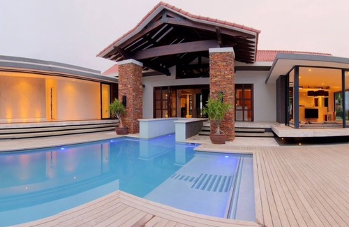 Umhlanga House | Luxury Ocean View family Villa