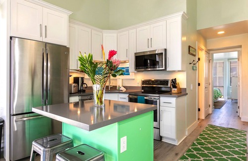Kihei Condo | Luxury Ocean View 2 bed/2bath Beautifully Remodeled; Unit #325