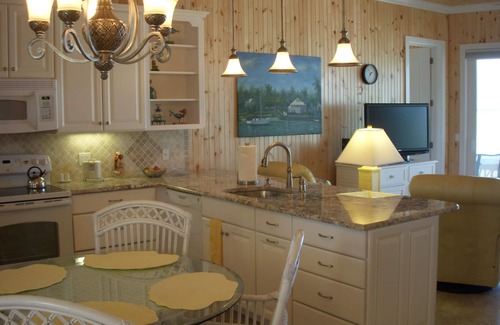 Cherokee House | Luxury Oceanfront with HOT TUB - BOAT, kayaks, paddleboards included -PARADISE!