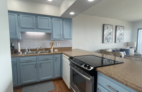 Wilmington Beach Condo | Luxury Oceanfront condo, sleeps 4, private beach access, pool and amazing views.