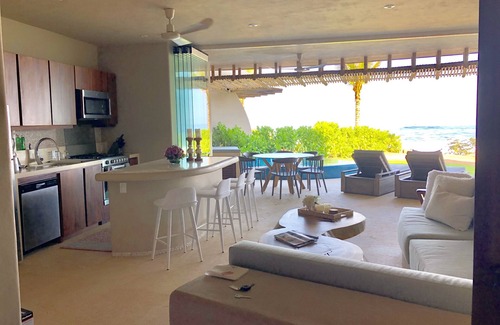 Troncones Condo | Luxury Oceanfront Condo at Surf Break, prvt. plunge pool, breathtaking sunsets