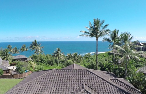 Princeville House | Luxury Oceanfront Escape – A/C, Hot Tub, 5 bedrooms & Stunning Ocean Views!