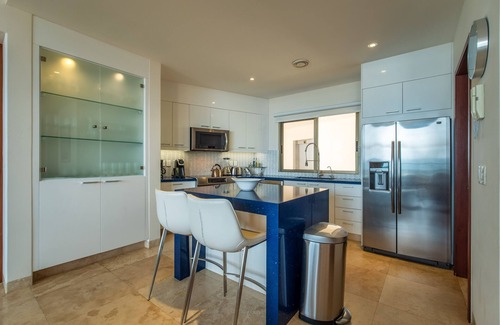 Santa Maria Huatulco Condo | Luxury Oceanfront Penthouse Steps to the Beach with Amenities - Your Dream Vacay