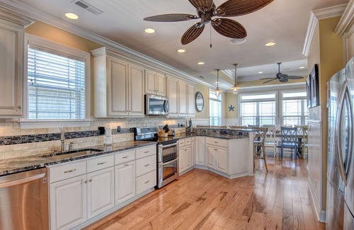 Ocean Isle Beach House | Luxury Oceanview 5Br/5.5 Bath, 2 Masters, Elevator, Huge Pool