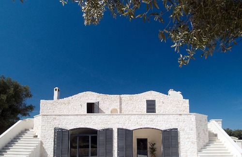 Ostuni House | Luxury olive mill with heated pool, sea views within walking distance of Ostuni