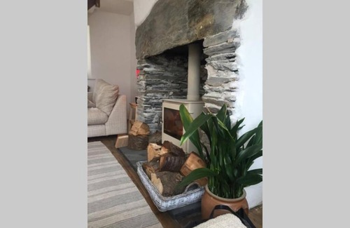 Borth-y-Gest House | Luxury on Borth y Gest Bay!