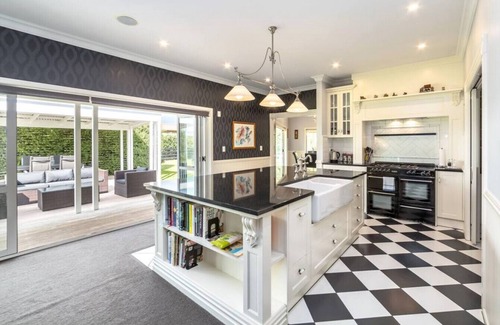 Martinborough House | Luxury On Maple, Martinborough