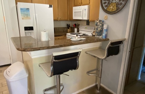 Townsite Condo | Luxury on the Beach!