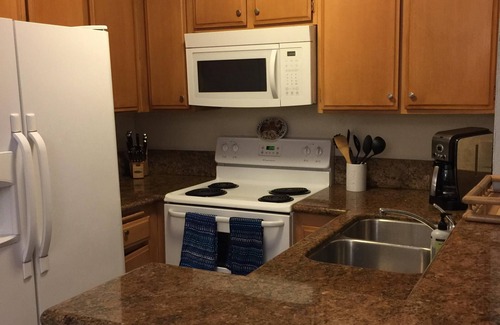 Townsite Condo | Luxury on the Beach!