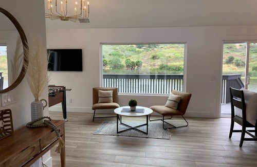 Lake San Marcos House | Luxury on the Lake - Newly remodeled home in Lake San Marcos - Close to Legoland