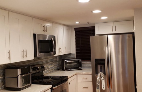 Huntington Beach Condo | Luxury one bedroom with ocean view