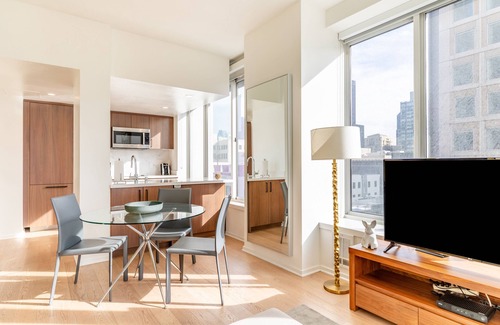 Downtown San Francisco Apartment | Luxury One Bedroom with Resort Amenities in SoMa
