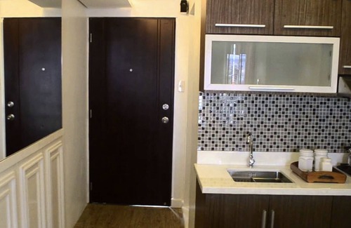 Muntinlupa Condo | Luxury One Bedroom Condo Well Maintained and Top Of the Line Unit