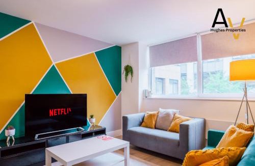 Central Milton Keynes Apartment | Luxury One-Bedroom Apartment - Free Wi-Fi, Parking, Perfect for Relocation Guests By AV Hughes Properties