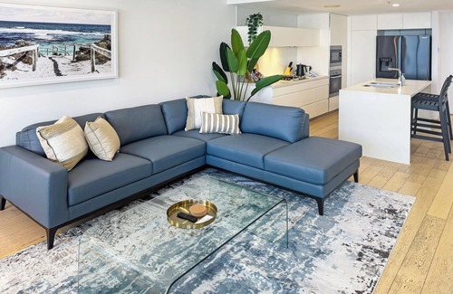 Broadbeach Apartment | Luxury Oracle Stay Ocean Views 2BR Lvl23