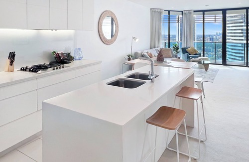 Broadbeach Apartment | Luxury Oracle Tower 2 Ocean Views 2BR Lvl28