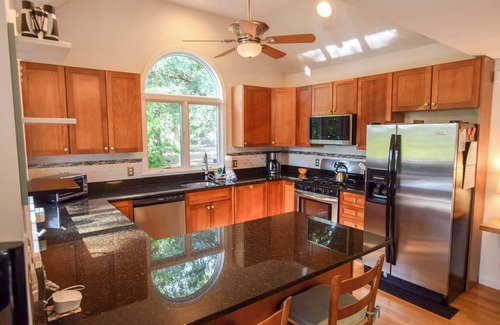 North Eastham House | Luxury Outdoor entertaining re-imagined!