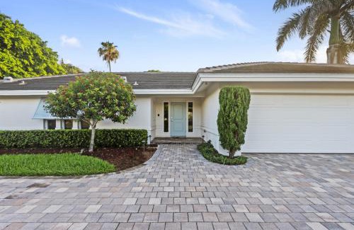 Park Shore House | Luxury Park Shore Home with Private Beach