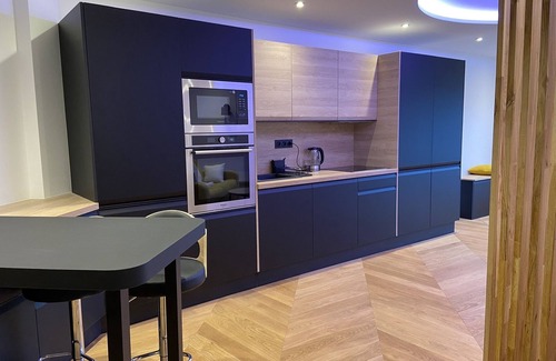 Issy-les-Moulineaux Apartment | Luxury Penthouse Eiffel Tower view
