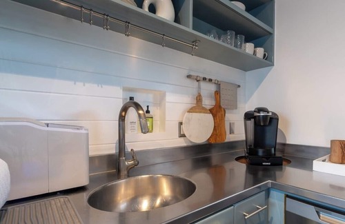 Lincolnville Apartment | Luxury Penthouse|Walk to Historic DWTN