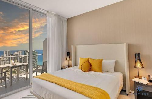 Hollywood South Central Beach Apartment | Luxury Penthouse -Awesome Views-Pools - Free Parking