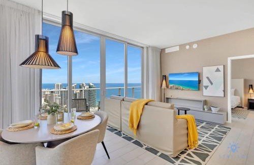 Hollywood South Central Beach Apartment | Luxury Penthouse -Awesome Views-Pools - Free Parking