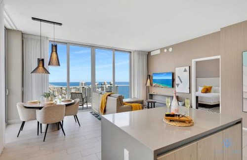 Hollywood South Central Beach Apartment | Luxury Penthouse -Awesome Views-Pools - Free Parking