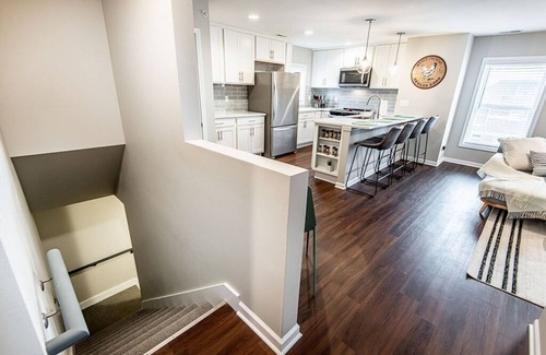 Lower East Side Apartment | Luxury Penthouse, Best Location, Free Parking