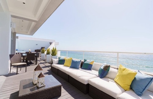 Villas Del Mar Condo | Luxury penthouse Porto bello Bellísima