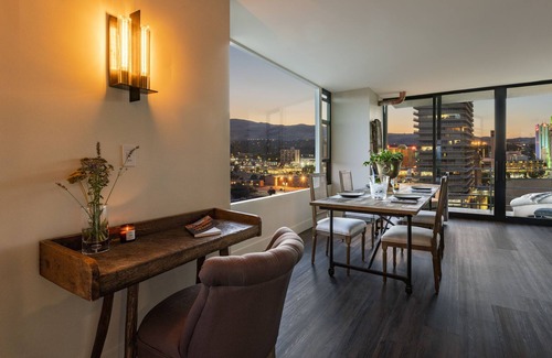 Downtown Reno Condo | Luxury Penthouse I Truckee River in Downtown Reno