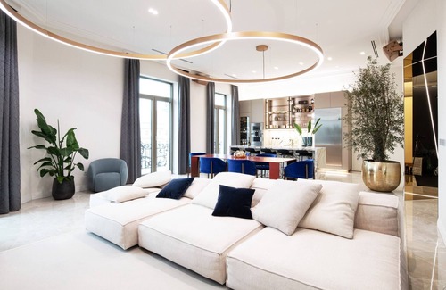 Inner City Budapest Apartment | Luxury Penthouse In Downtown