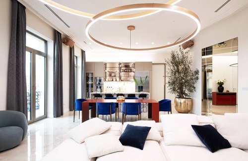 Inner City Budapest Apartment | Luxury Penthouse In Downtown