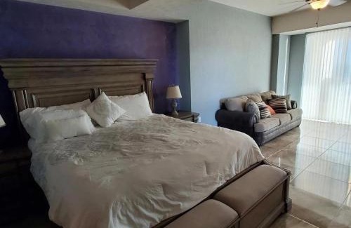 Puerto Penasco Apartment | Luxury Penthouse, large furnished balcony, C30709