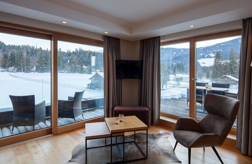 Westendorf Apartment | Luxury Penthouse, roof terrace, pool, at the golf course, PURE Resort Westendorf