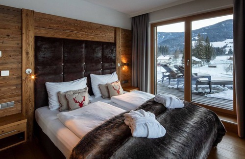 Westendorf Apartment | Luxury Penthouse, roof terrace, pool, at the golf course, PURE Resort Westendorf