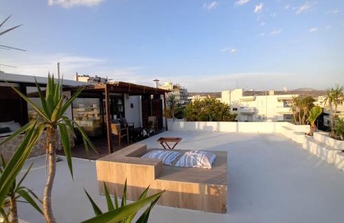 Varkiza Apartment | Luxury Penthouse Suite