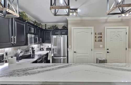 Gatlinburg Condo | Luxury Penthouse with Breathtaking Mtn views, 2 Balconies, Downtown Gatlinburg!